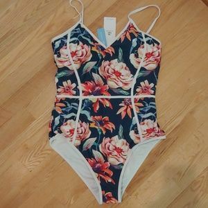 Cupshe swimsuit